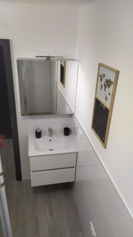 Apartments Dora 2 비빈제 외부 사진